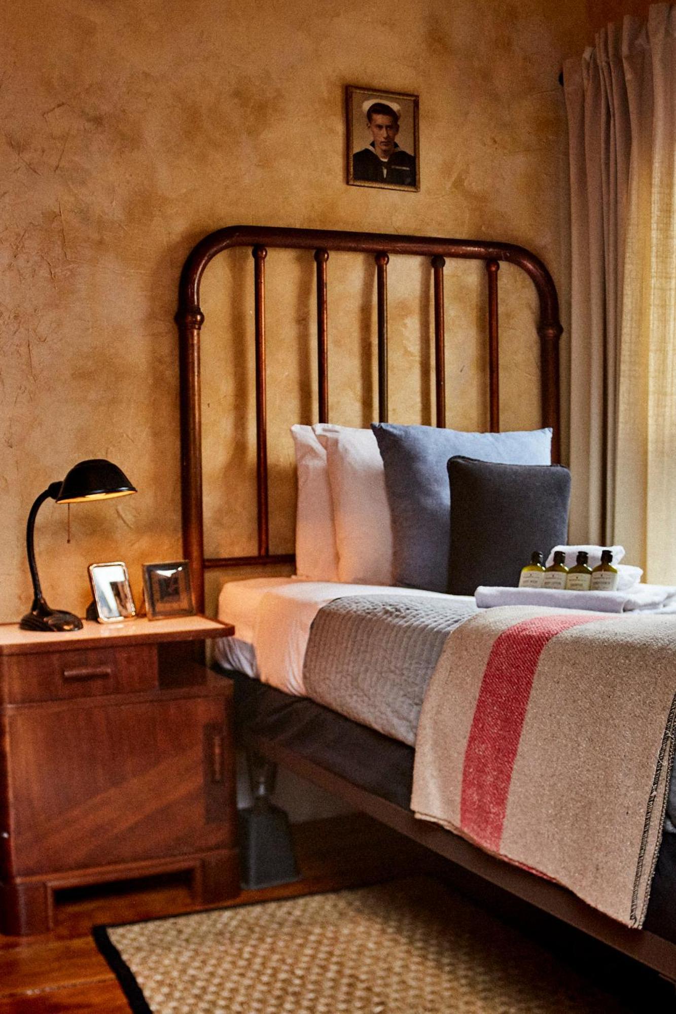 Crew'S Quarters Boarding House - Caters To Men Ξενοδοχείο Προβινστάουν Εξωτερικό φωτογραφία